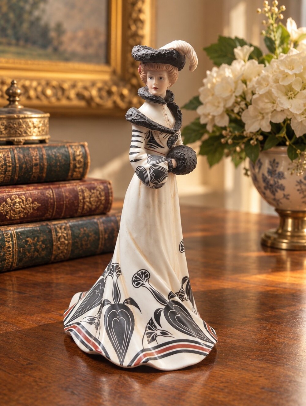Lenox “Tea At The Ritz” Porcelain Figurine – 1984 Art Deco Lady